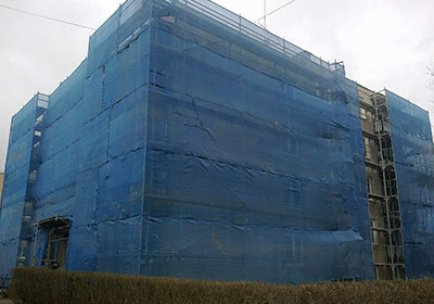 BD Komenského náměstí 606, Rosice - 1610m2 pohledové plochy rámového lešení